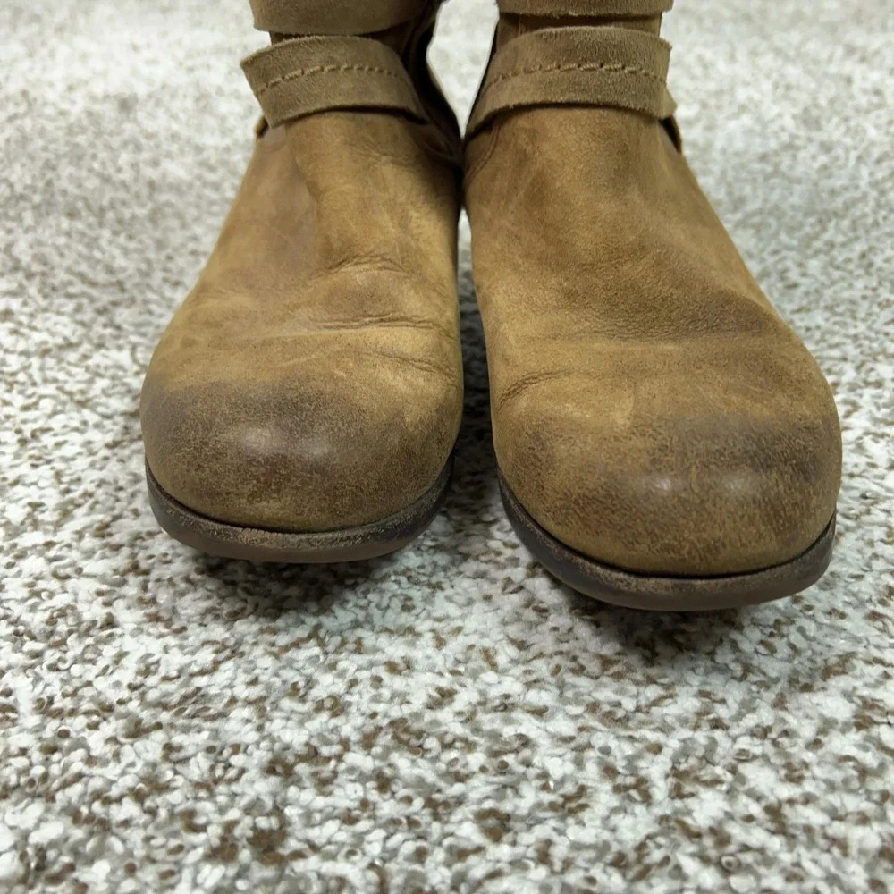 UGG Boots Womens Size 7.5 Brown Leather Tall Riding Buckle Knee High Harington